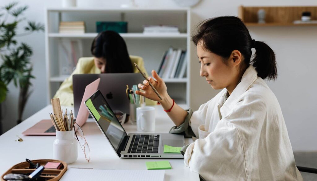 How to Start a Career in Business Analysis with No Experience