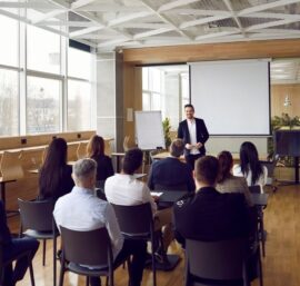 Find an Entrepreneurship Coach Online in Canada: Your Guide to Success