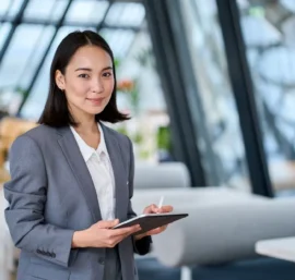 Elevating Sales Excellence: The Essential Role of a Sales Coach in the UK