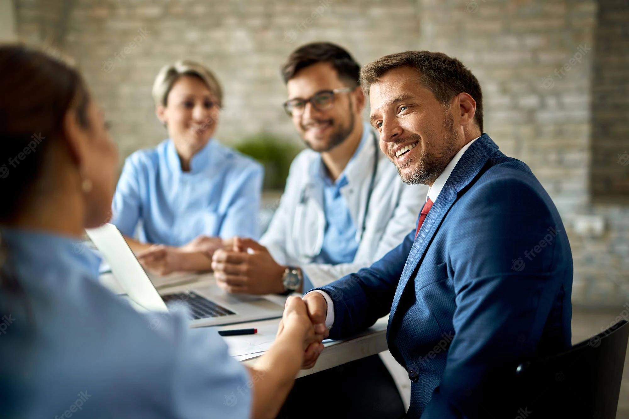 High Ticket Sales Closing Strategies to Convert Premium Leads with Confidence and Precision