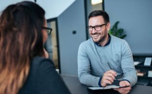 How to Hire a High Ticket Closer Who Drives Massive Revenue Growth