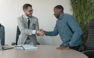 High-Ticket Sales Strategy Techniques to Close Premium Deals with Confidence