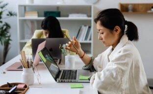 How to Start a Career in Business Analysis with No Experience