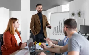 Mastering Appointment Setter Coaching Strategies to Train High-Performing Sales Teams