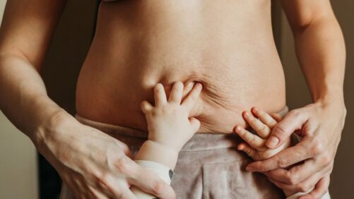 Postpartum Wellness Coach Guiding Mothers Toward Healing, Balance, and Renewal